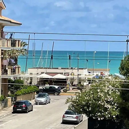 Apartment Loft 56 Porto SantʼElpidio